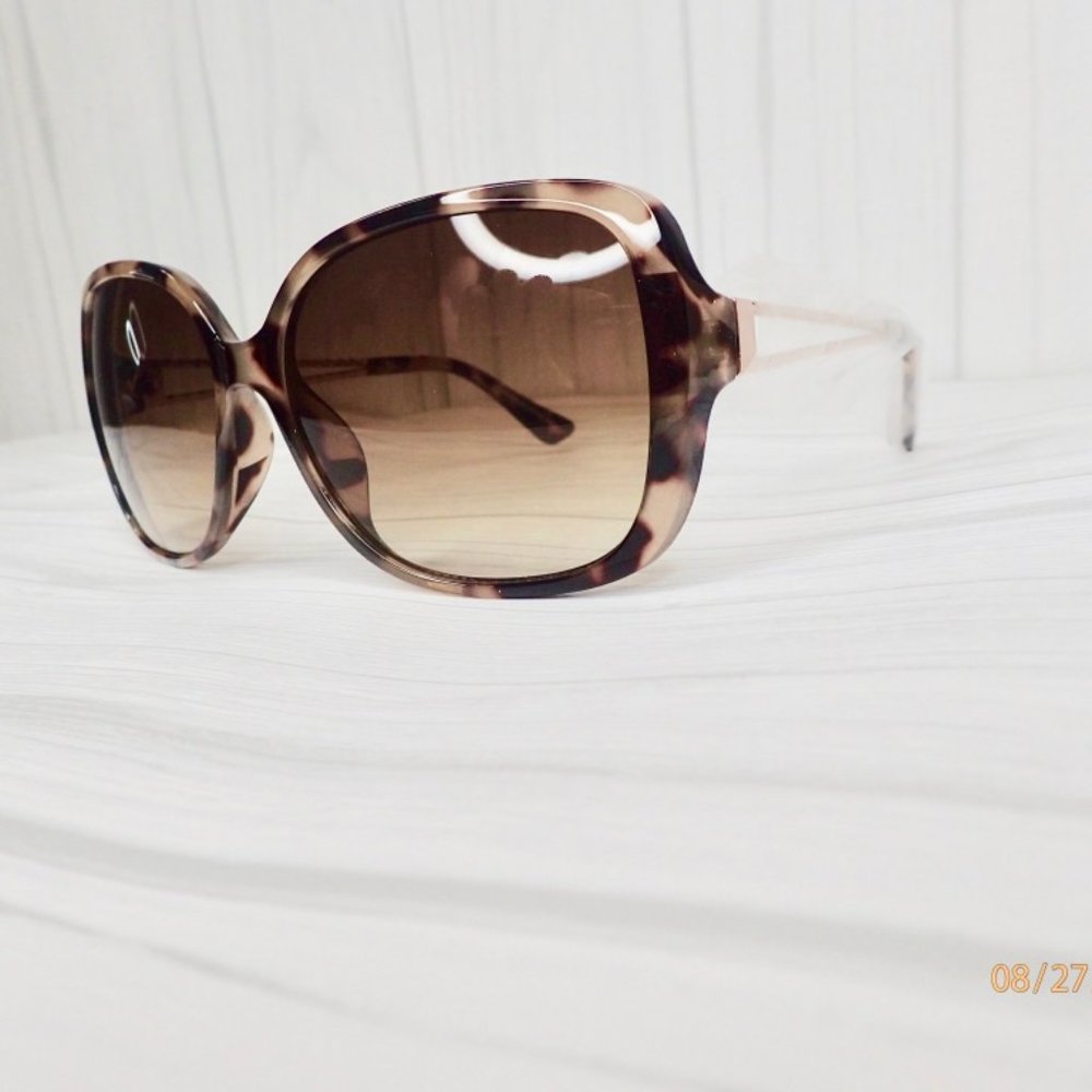 Women’s sunglasses with case - Picture 3 of 7